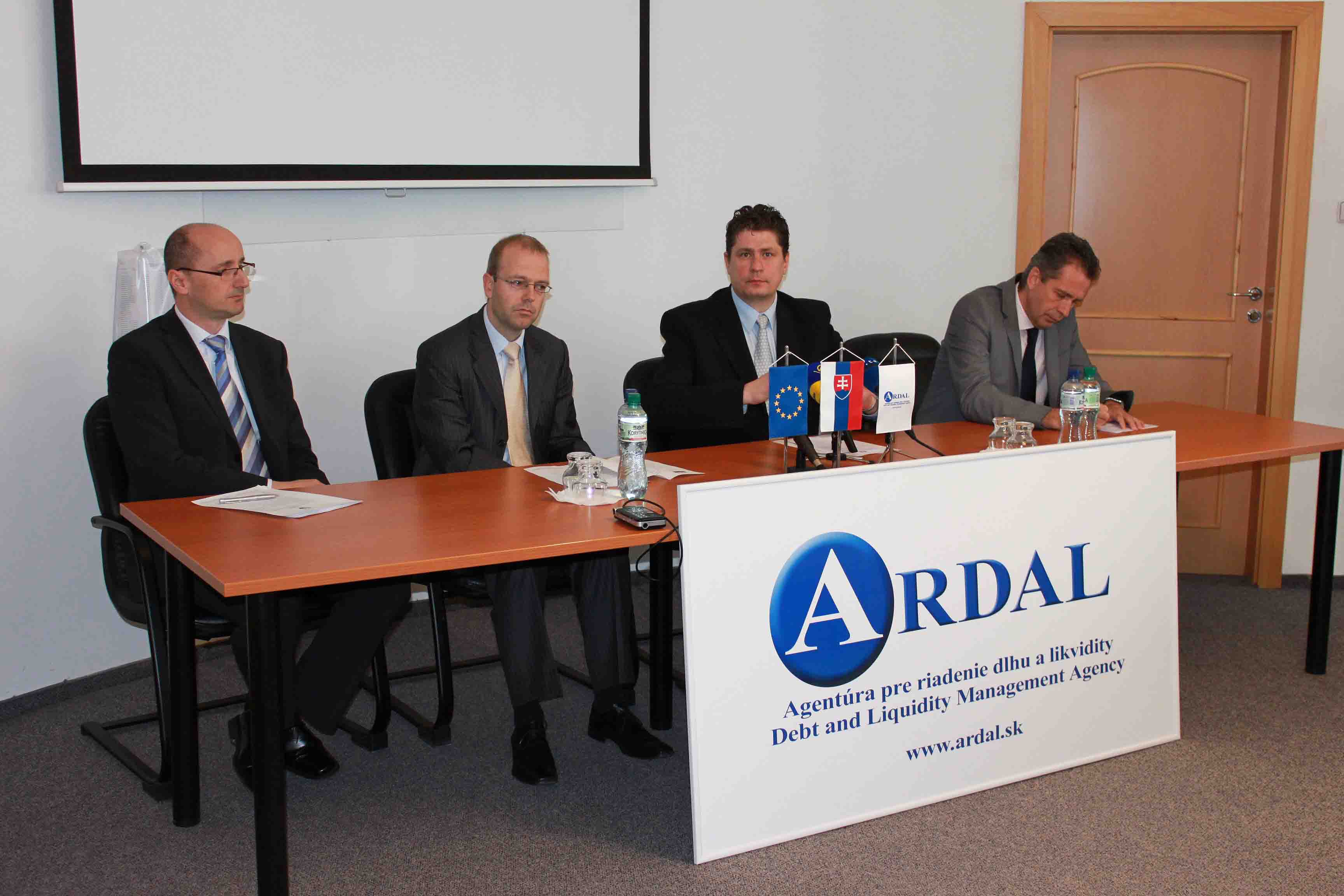 tlačová konferencia ŠD 214